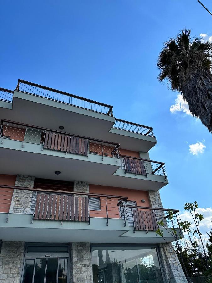 Eva'S Luxury Apartments No 4 아르테미다 외부 사진